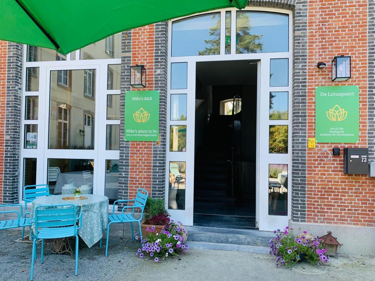 De Lotuspoort Met Mihr'S B&B In De Abdij Van Bornem Esterno foto