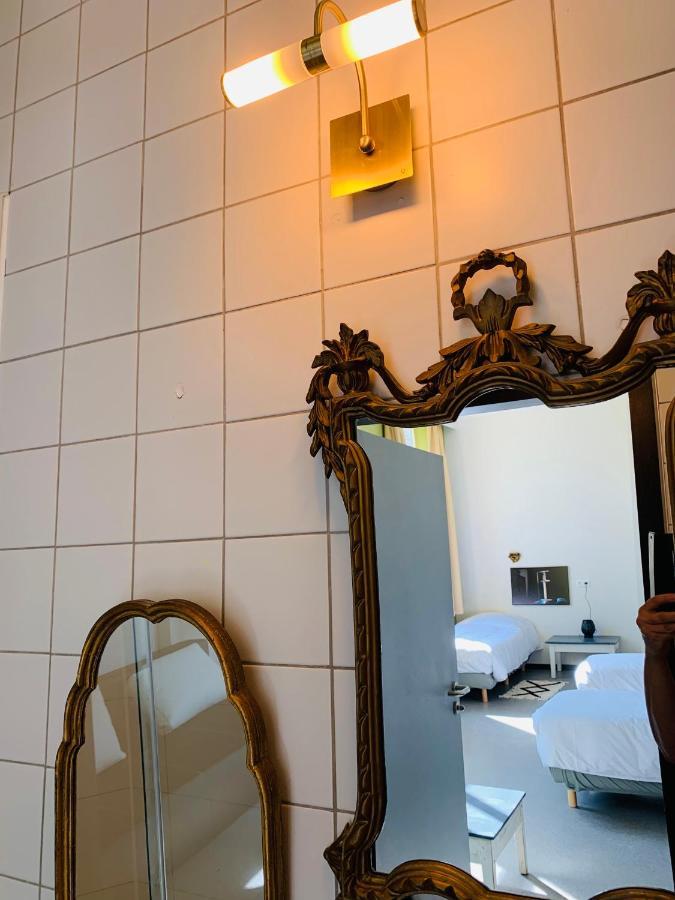 De Lotuspoort Met Mihr'S B&B In De Abdij Van Bornem Esterno foto