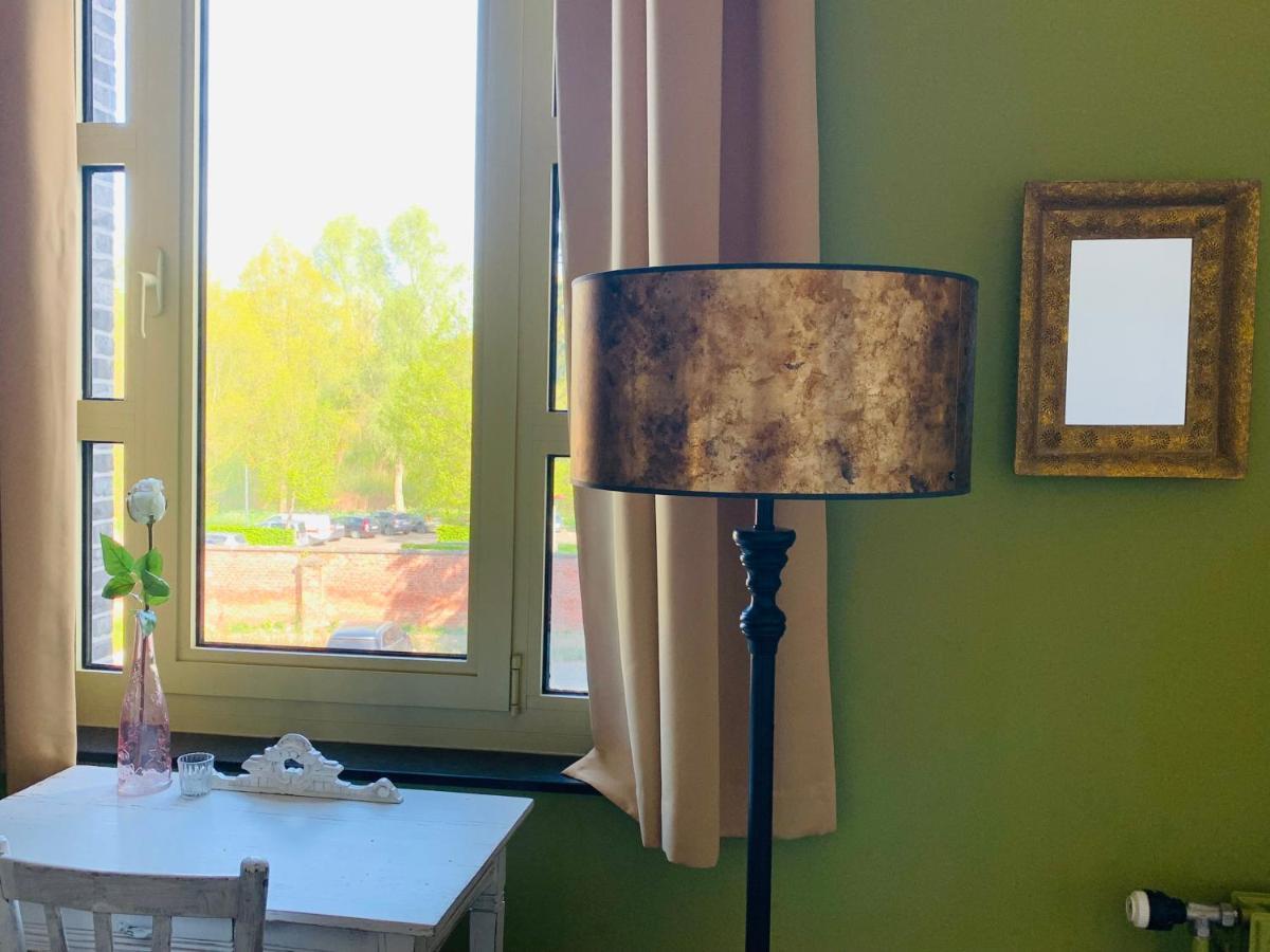 De Lotuspoort Met Mihr'S B&B In De Abdij Van Bornem Esterno foto